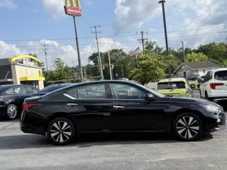 Nissan Altima 2019