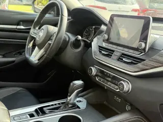 Nissan Altima 2019