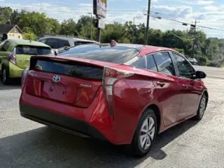 Toyota Prius 2017