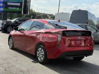 Toyota Prius 2017