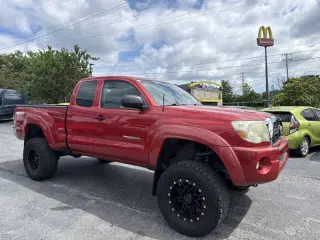 Toyota Tacoma 2011