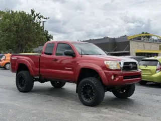 Toyota Tacoma 2011