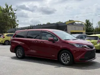 Toyota Sienna 2021