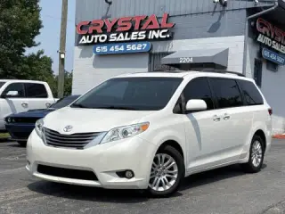 Toyota Sienna 2016