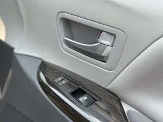 Toyota Sienna 2016