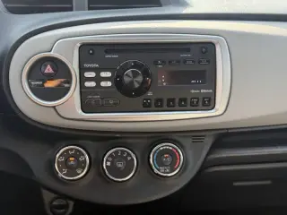 Toyota Yaris 2012