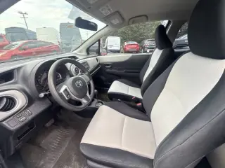 Toyota Yaris 2012