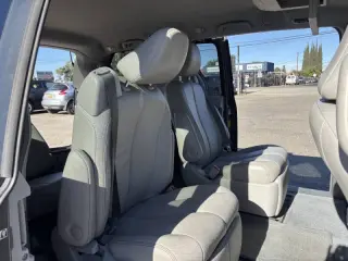 Toyota Sienna 2013