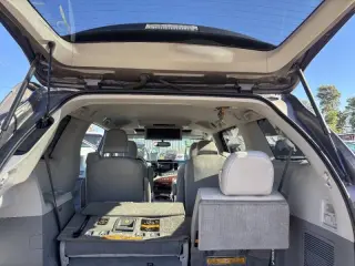 Toyota Sienna 2013