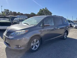 Toyota Sienna 2013