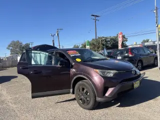Toyota RAV4 2017