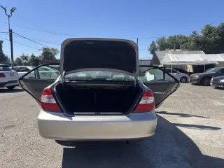 Toyota Camry 2004