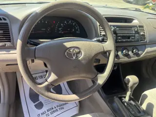 Toyota Camry 2004