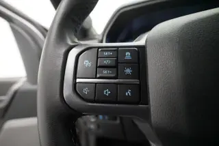 Ford F-150 2023 4x4 XLT 4p SuperCrew 5.5 ft. SB