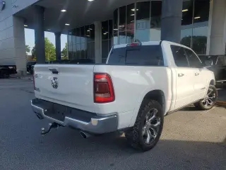 Ram 1500 2020 4x2 Laramie Longhorn 4p Cabina Cuadro 5.6 ft. SB Camioneta