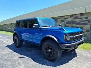 Ford Bronco 2023 4x4 Base Advanced 4dr SUV