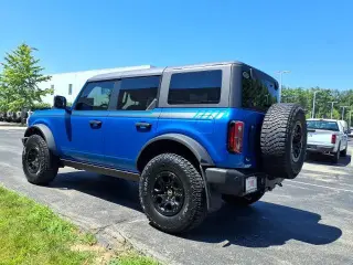Ford Bronco 2023 4x4 Base Advanced 4dr SUV