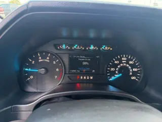 Ford F-150 2019 4x2 XL 4p SuperCrew 5.5 ft. SB