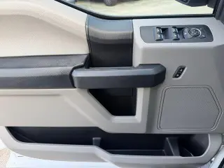 Ford F-150 2019 4x2 XL 4p SuperCrew 5.5 ft. SB