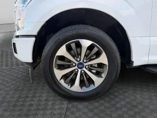 Ford F-150 2019 4x2 XL 4p SuperCrew 5.5 ft. SB