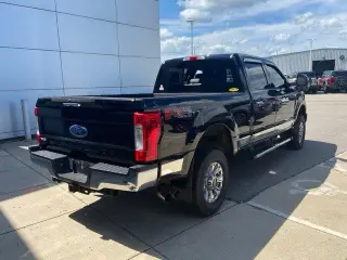 Ford F-250 Super Duty 2018 4x4 XLT 4p Camioneta Cabina Doble 6.8 ft. SB