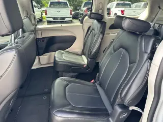Chrysler Pacifica 2024 Touring L 4dr Mini-Van