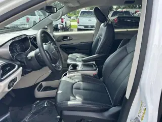 Chrysler Pacifica 2024 Touring L 4dr Mini-Van