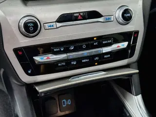 Ford Explorer 2023 AWD XLT 4p SUV