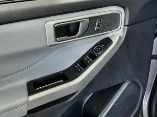 Ford Explorer 2023 AWD XLT 4p SUV