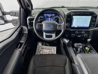 Ford F-150 2023 4x4 Platinum 4p SuperCab 6.1 ft. CA