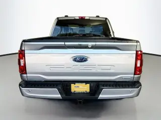 Ford F-150 2023 4x4 Platinum 4p SuperCab 6.1 ft. CA