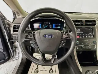 Ford Fusion Hybrid 2019 SE 4p Sedan