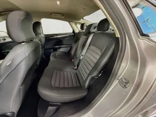 Ford Fusion Hybrid 2019 SE 4p Sedan
