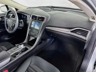 Ford Fusion Hybrid 2019 SE 4p Sedan