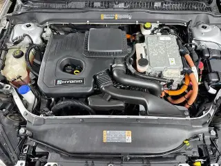 Ford Fusion Hybrid 2019 SE 4p Sedan