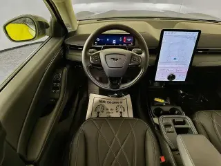 Ford Mustang Mach-E 2025 Select 4p SUV