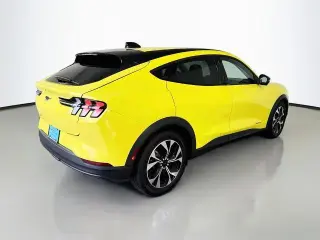 Ford Mustang Mach-E 2025 Select 4p SUV