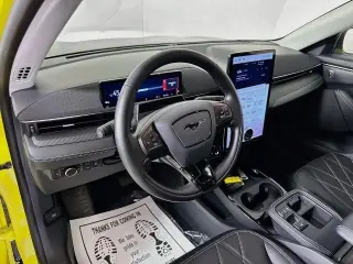 Ford Mustang Mach-E 2025 Select 4p SUV