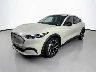 Ford Mustang Mach-E 2025 Select 4p SUV