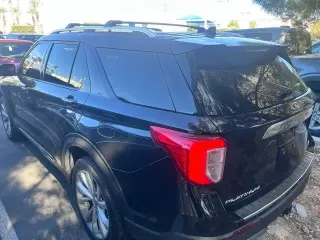 Ford Explorer 2022 AWD Platinum 4p SUV