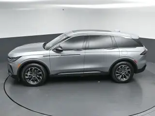 Lincoln Nautilus 2024 AWD Premiere 4dr SUV
