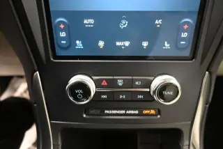 Ford Edge 2023 AWD Titanium 4p Crossover