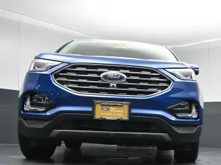 Ford Edge 2023 AWD Titanium 4p Crossover