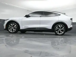 Ford Mustang Mach-E 2023 AWD Premium 4dr SUV