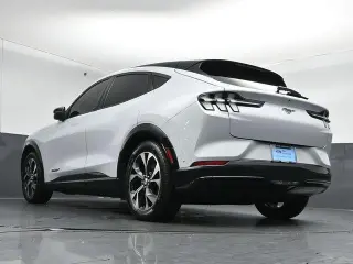 Ford Mustang Mach-E 2023 AWD Premium 4dr SUV