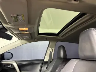 Toyota RAV4 2017 Limited 4dr SUV