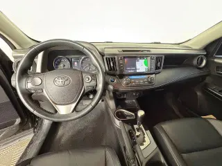 Toyota RAV4 2017 Limited 4dr SUV