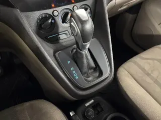 Ford Transit Connect 2015 XLT 4dr SWB Minivan con portón trasero elevable