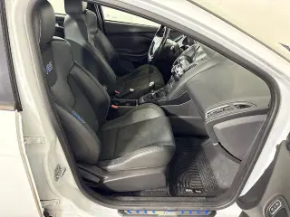 Ford Focus 2017 AWD RS 4p Hatchback
