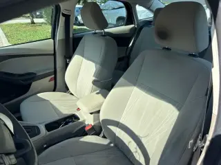 Ford Focus 2015 SE 4p Sedan